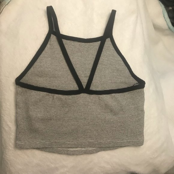 Pull & Bear Halter Top Crop Top - Picture 4 of 6